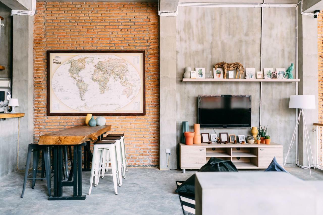 So! Boutique Hostel Malang Ngoại thất bức ảnh