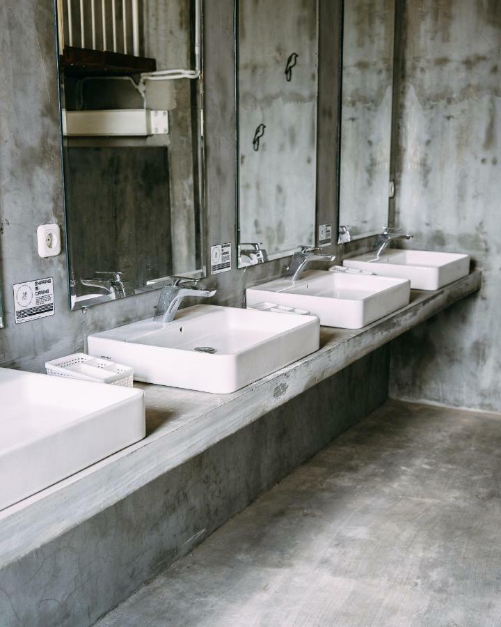 So! Boutique Hostel Malang Ngoại thất bức ảnh
